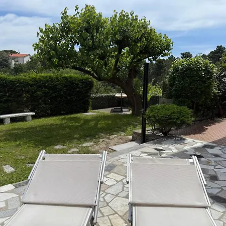 別荘 Casa Giardino スポトルノ